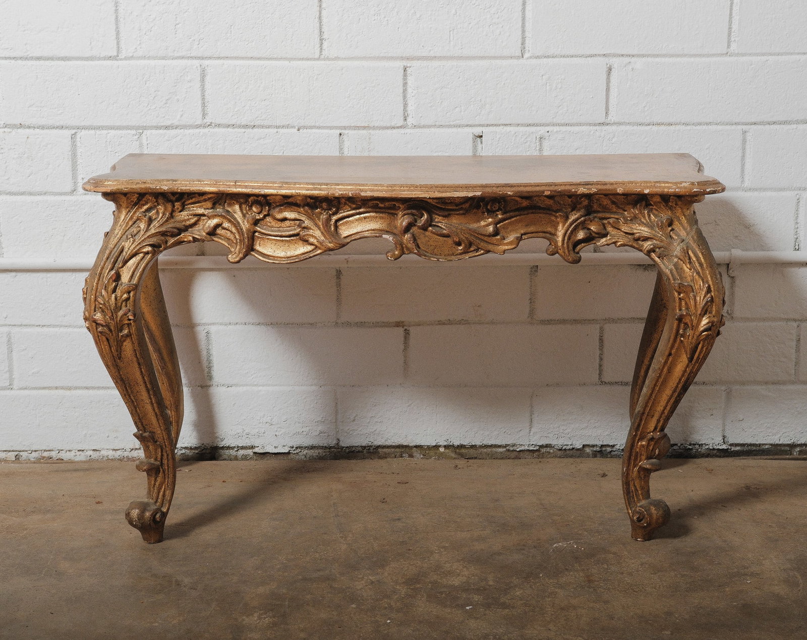 Italian Gillt Wood Occassional Table (1 of 7)