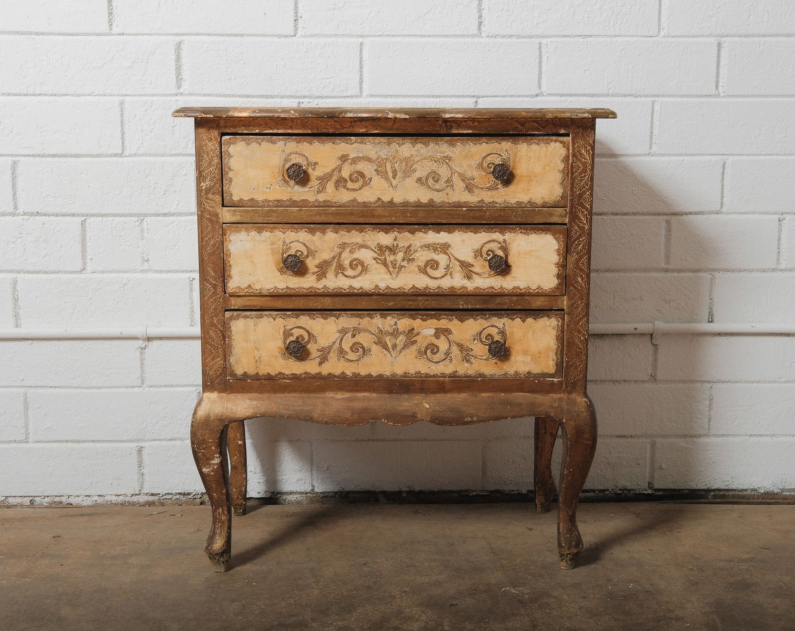 Cream and Gilt Rococo Style Bombe Chest of Drawers (1 of 7)