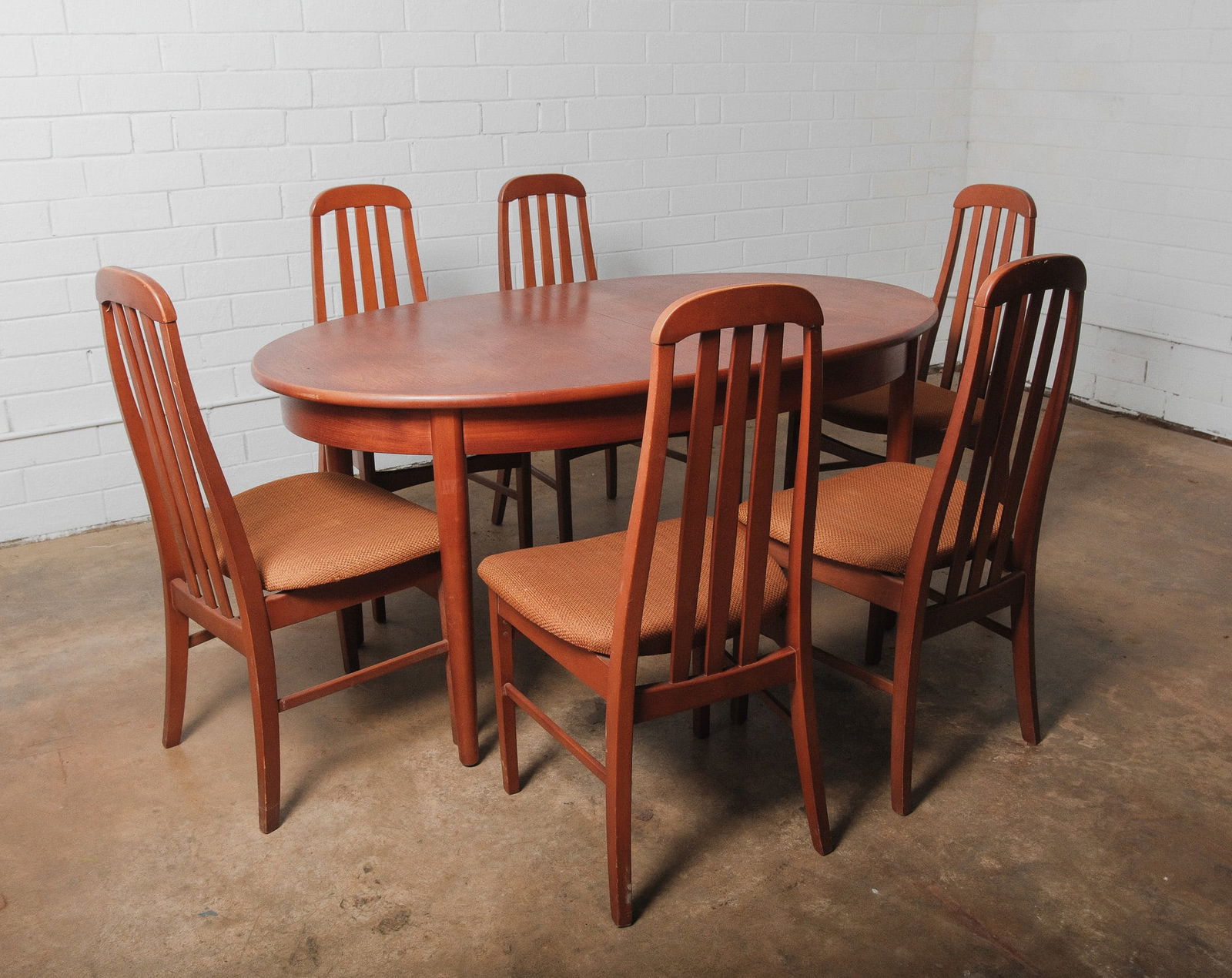 Mid Century Modern Dining Table And Chair Set (1 of 12)