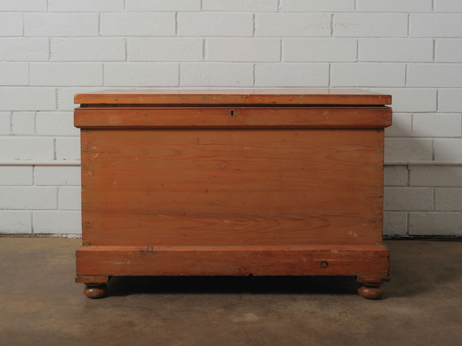 English Pine Storage Trunk (1 of 8)