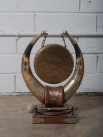 Oak and Cattle Horn Dinner Gong