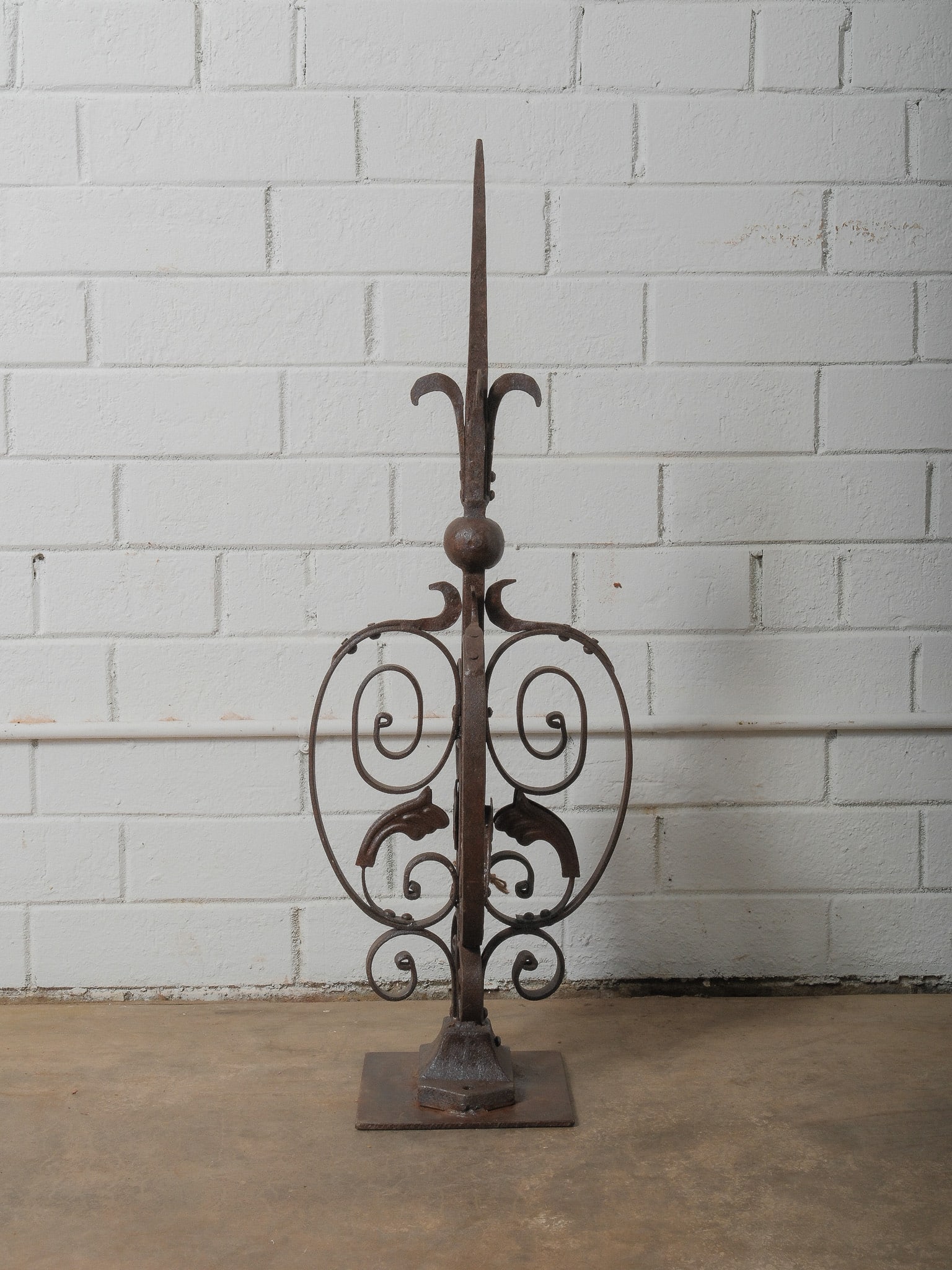 Large Antique Wrought Iron Architectural Finial (1 of 5)