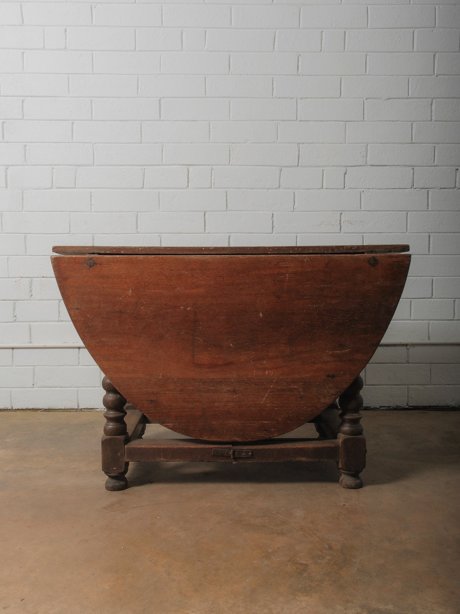 Drop-Leaf Gateleg Table (1 of 9)