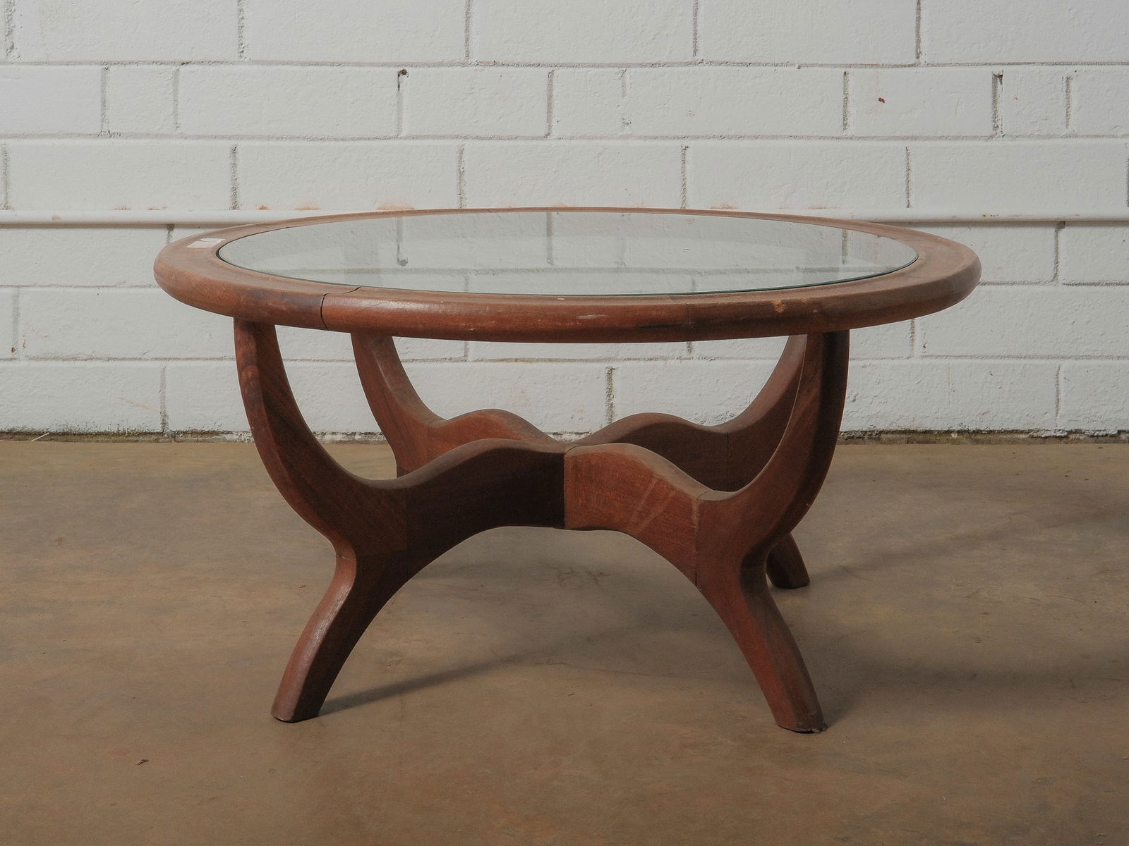 Mid-Century Side Table (1 of 5)