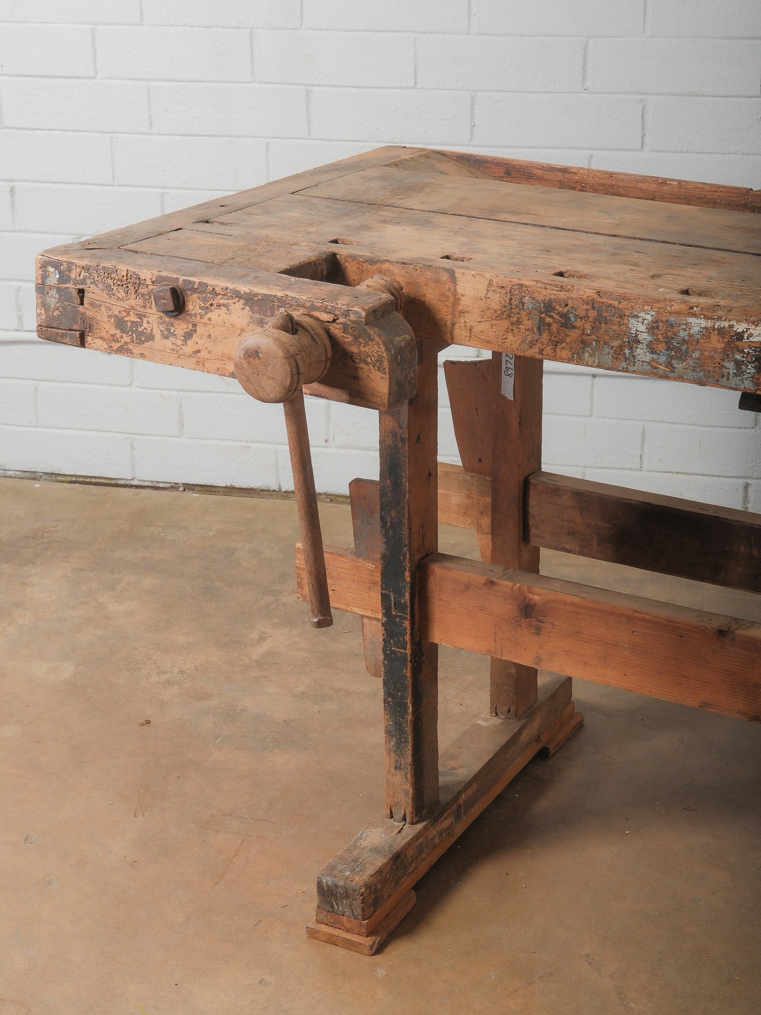 Carpenters Workbench with Vise - 2