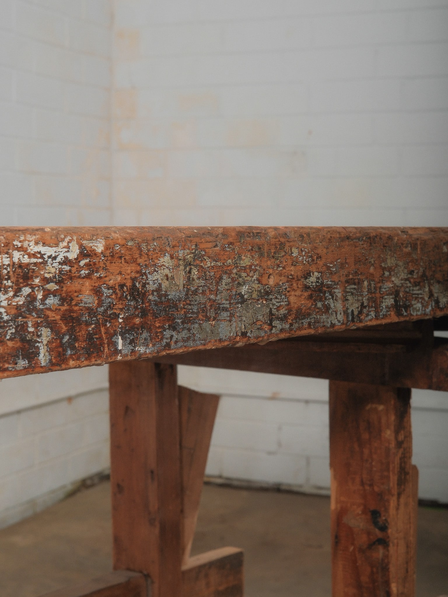 Carpenters Workbench with Vise - 8