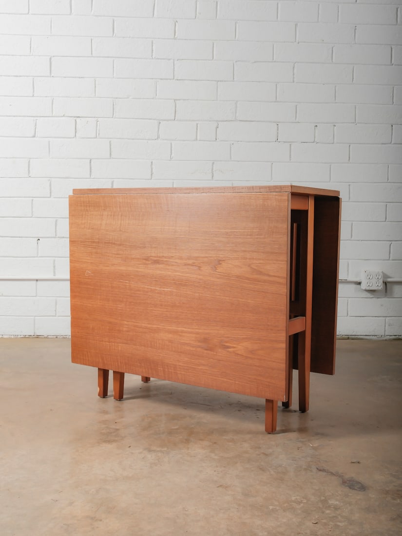 Drop-Leaf Gate Leg Dining Table - 4