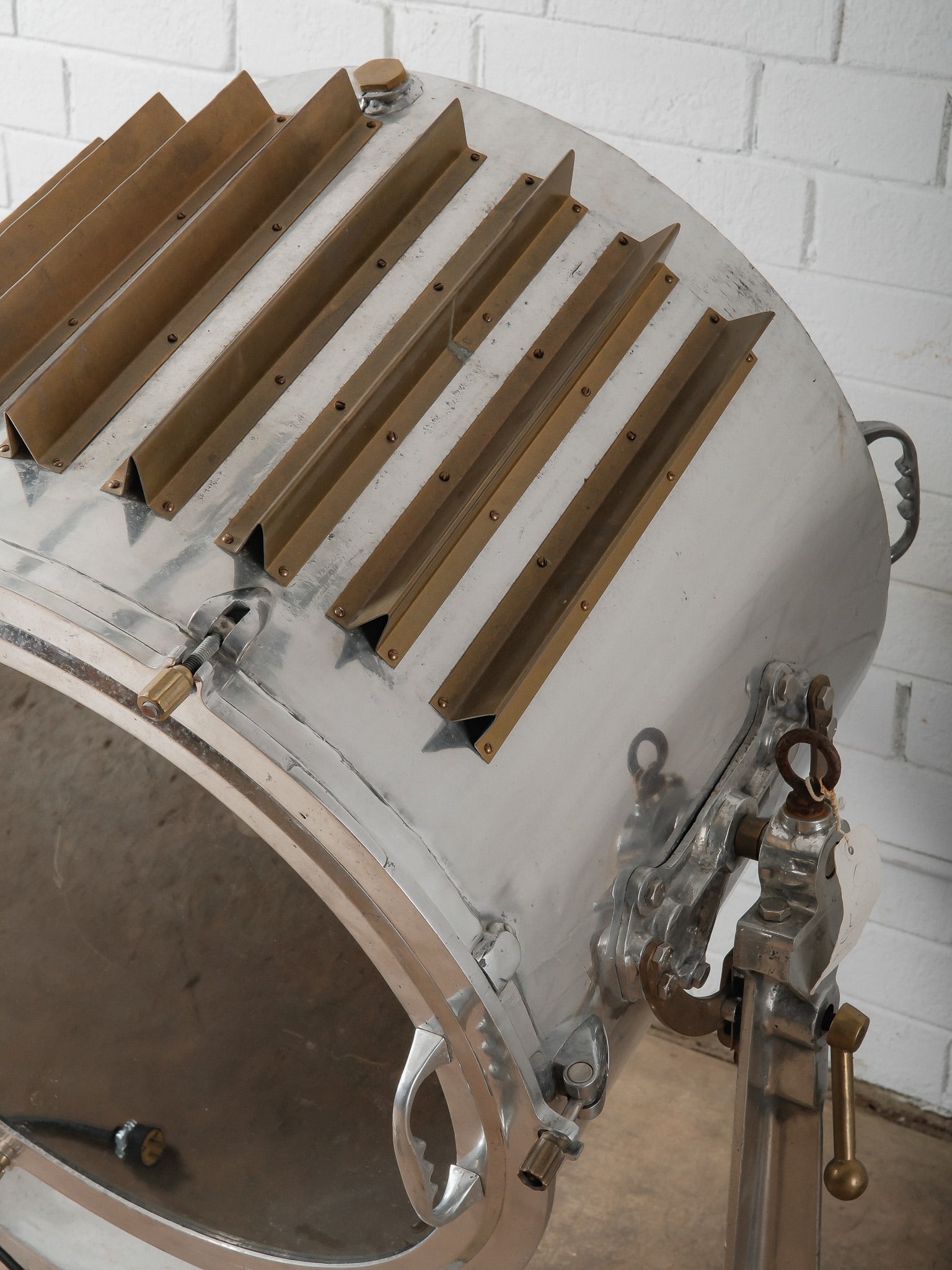 Oversized Studio Spotlight - 4