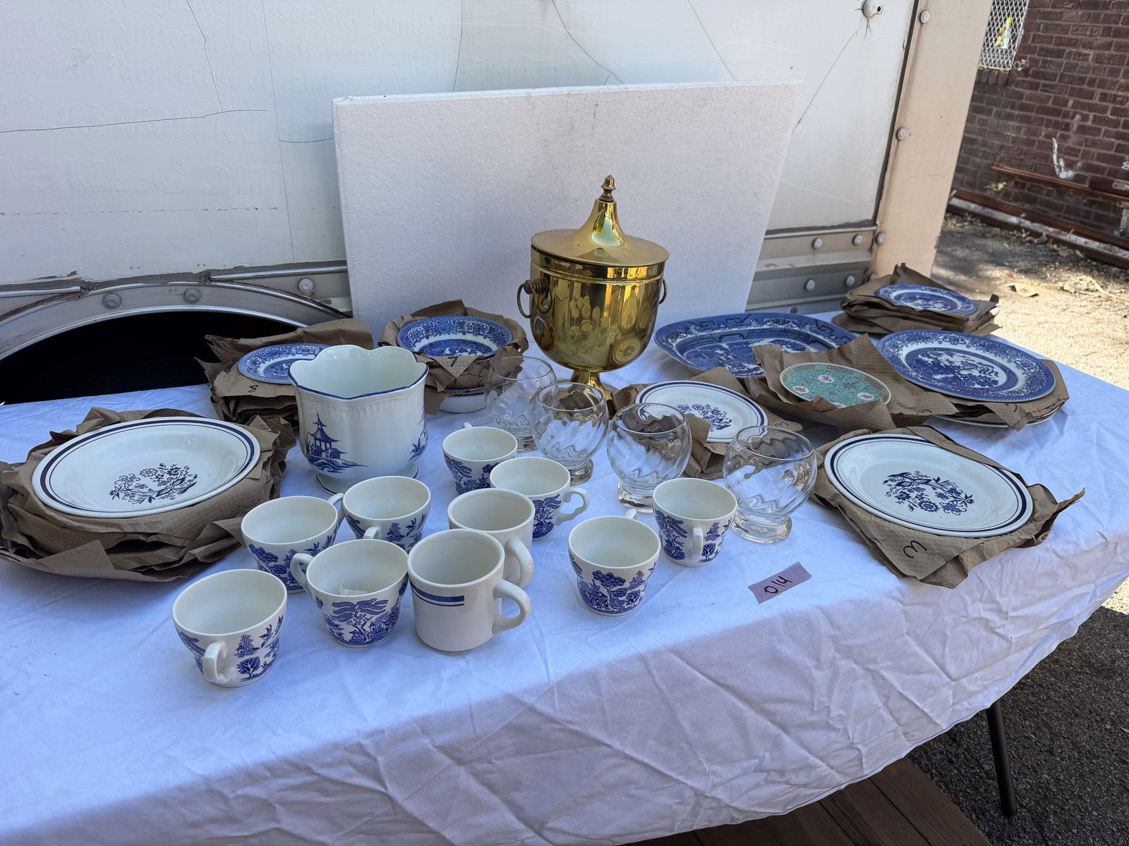 Lot of 2 China Patterns and Accessory Pieces (1 of 4)