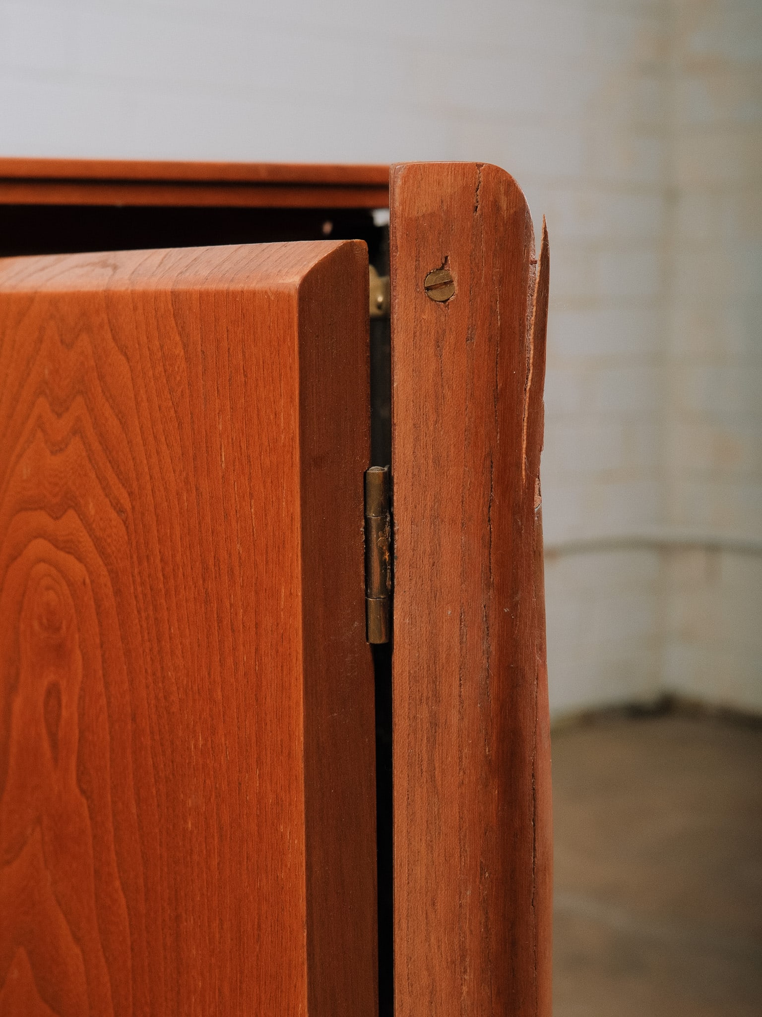 MCM Sideboard - 13