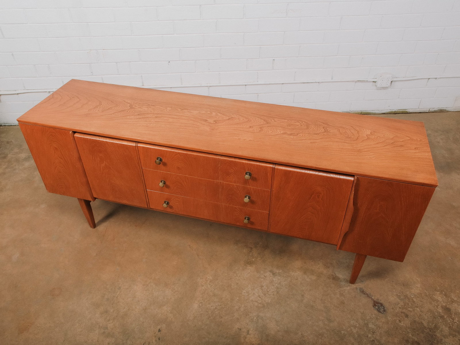 MCM Sideboard - 16