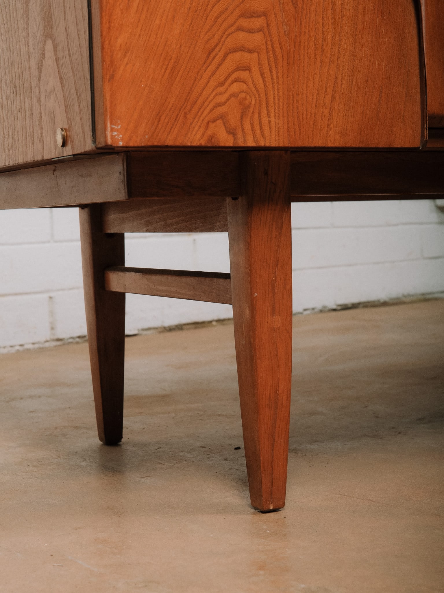 MCM Sideboard - 17