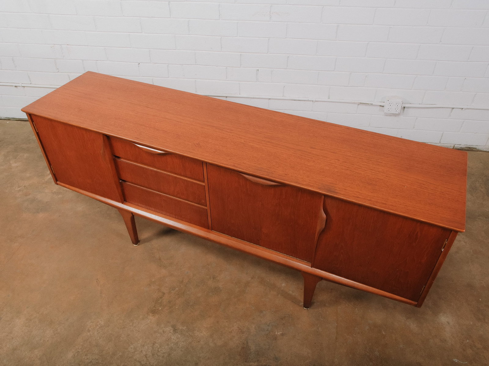 MCM Sideboard - 4