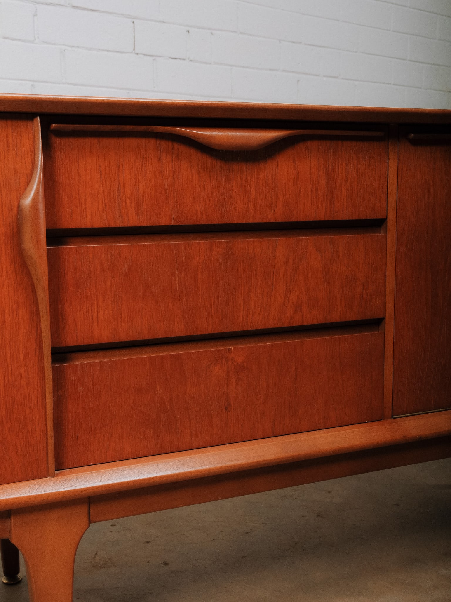 MCM Sideboard - 7