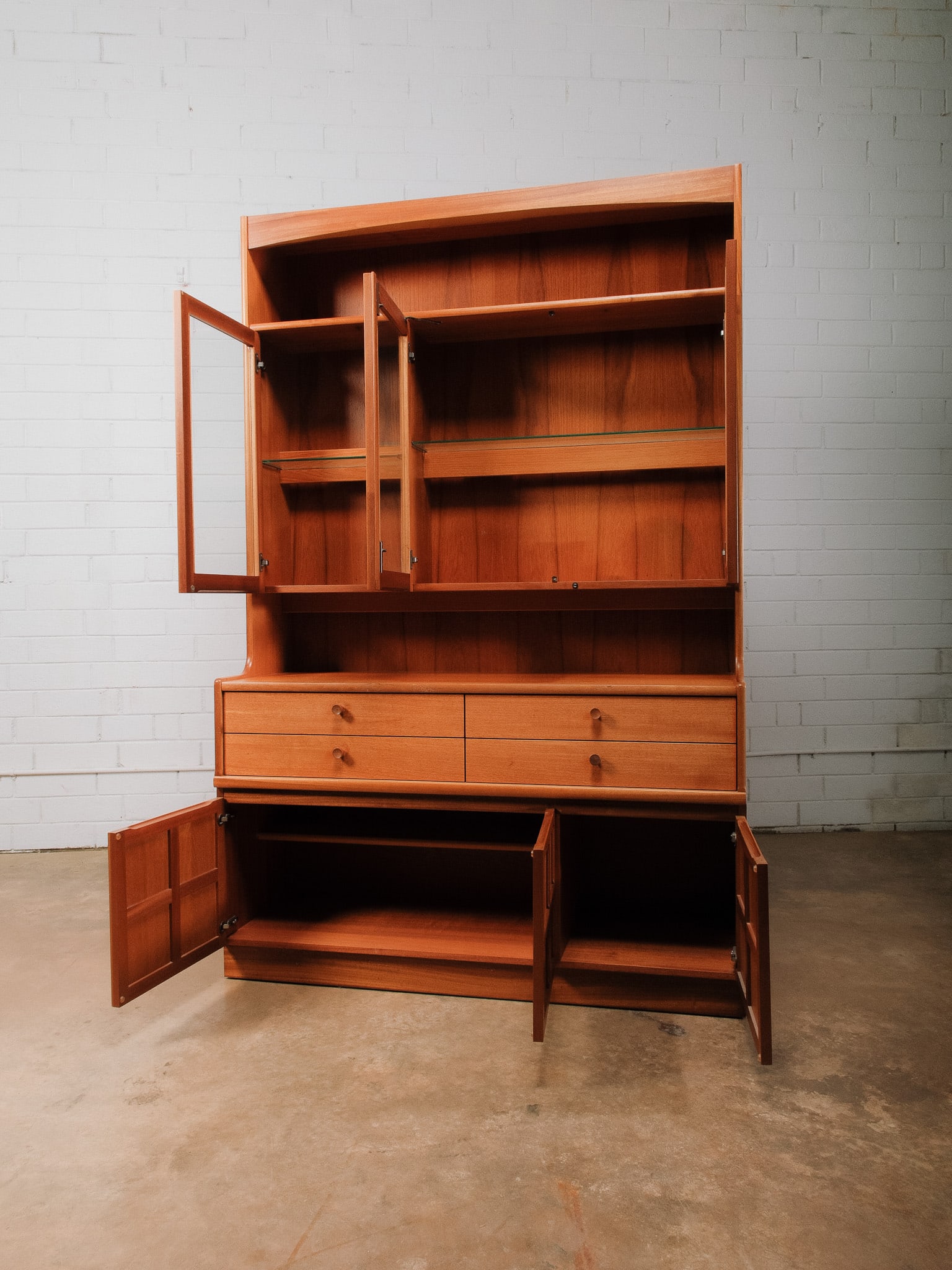 MCM Credenza - 3