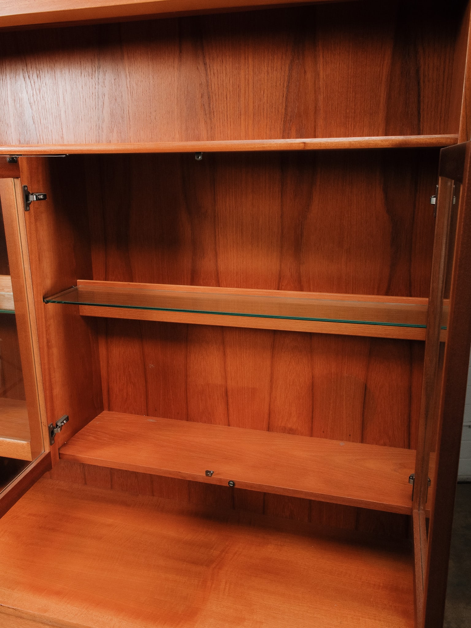 MCM Credenza - 9