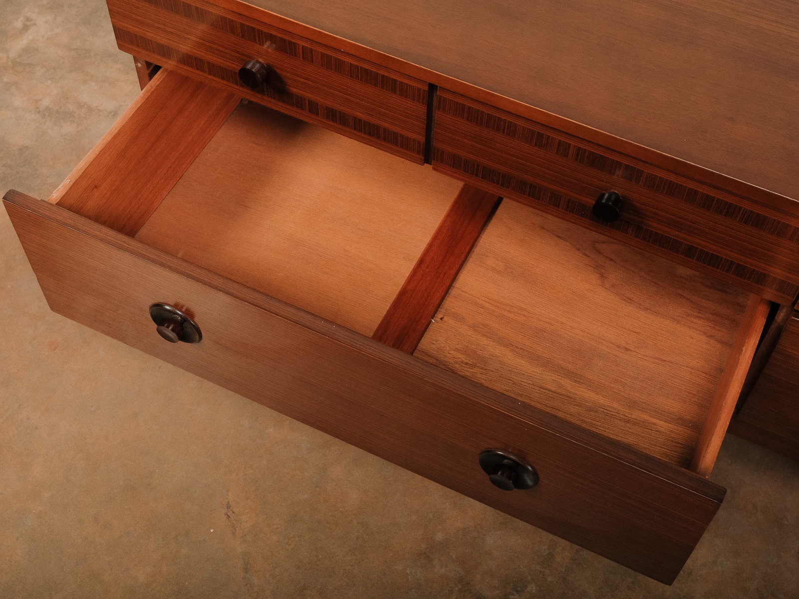 MCM Sideboard - 10