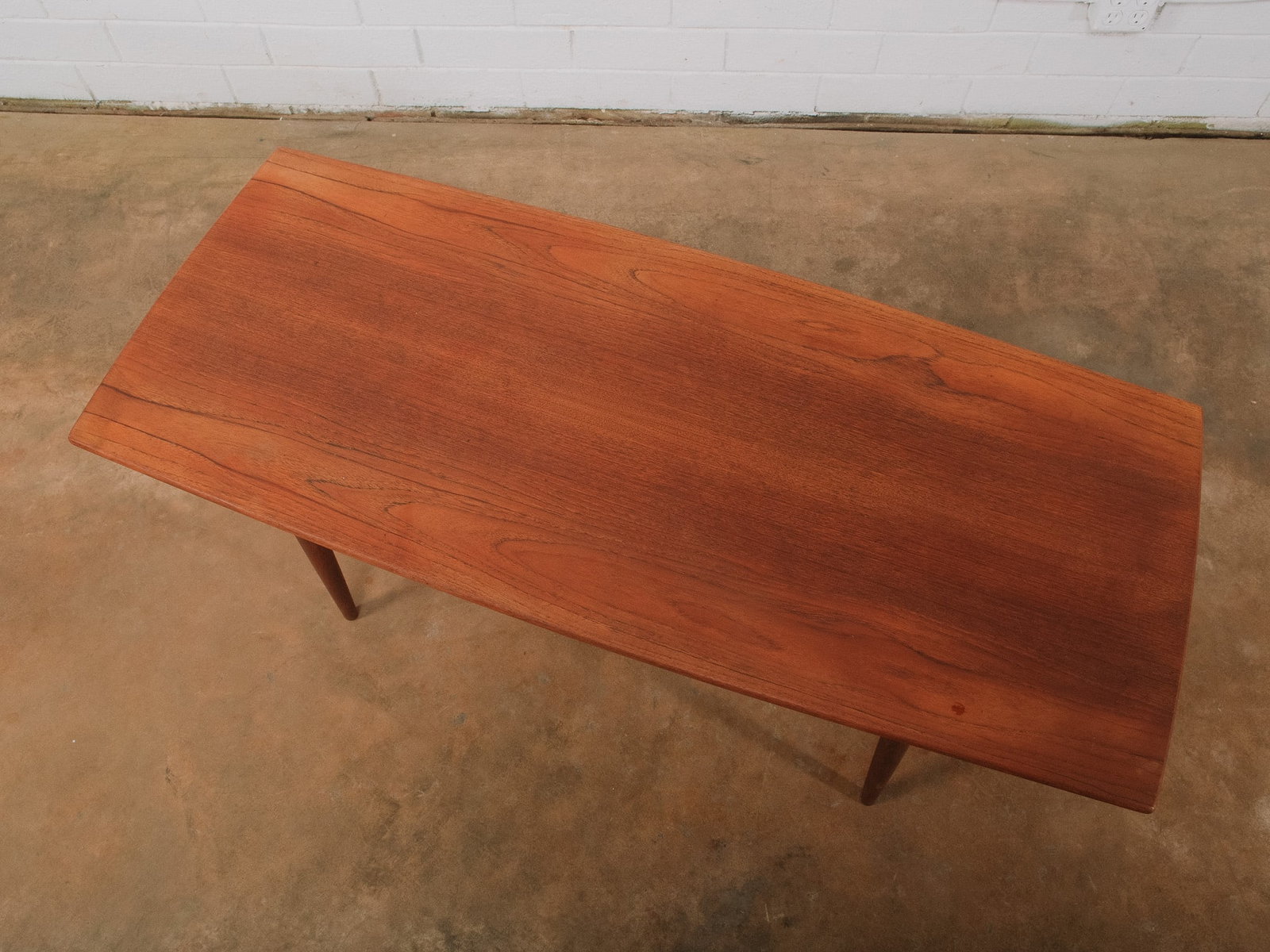 MCM Coffee Table with Lower Shelf - 5