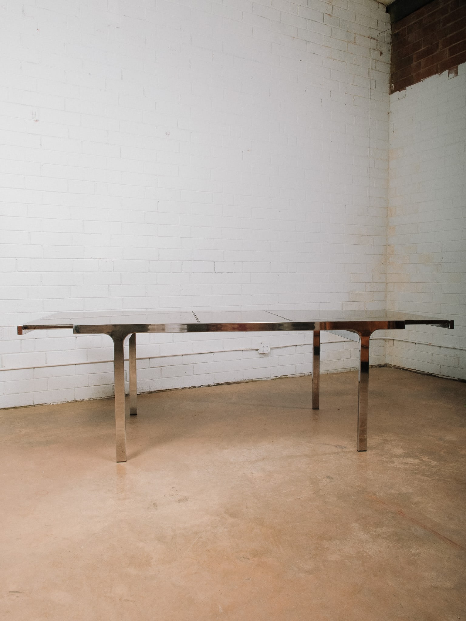 MCM Mirrored Top Dining Table - 10