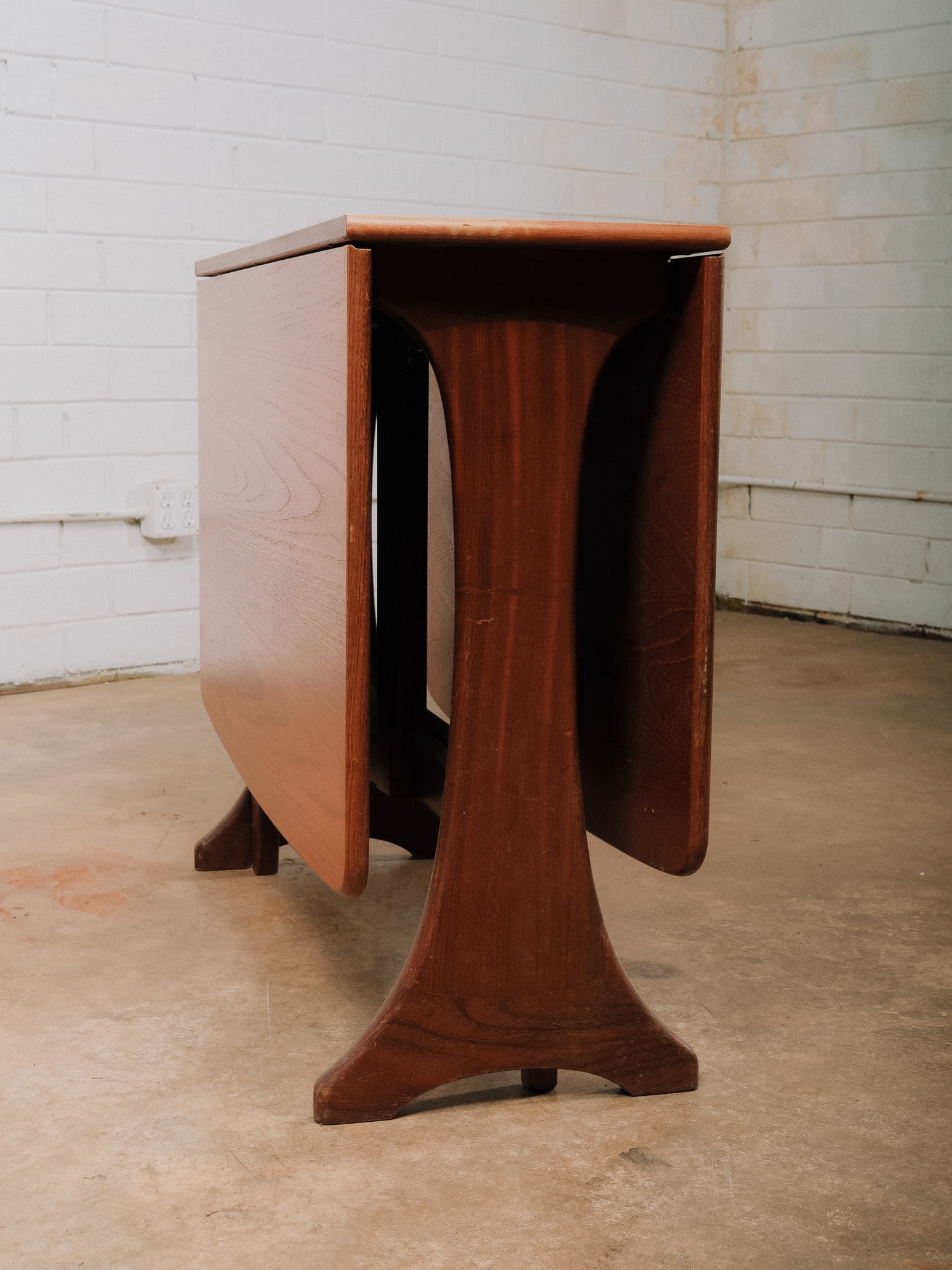 Mid-Century Drop Leaf Dining Table - 5