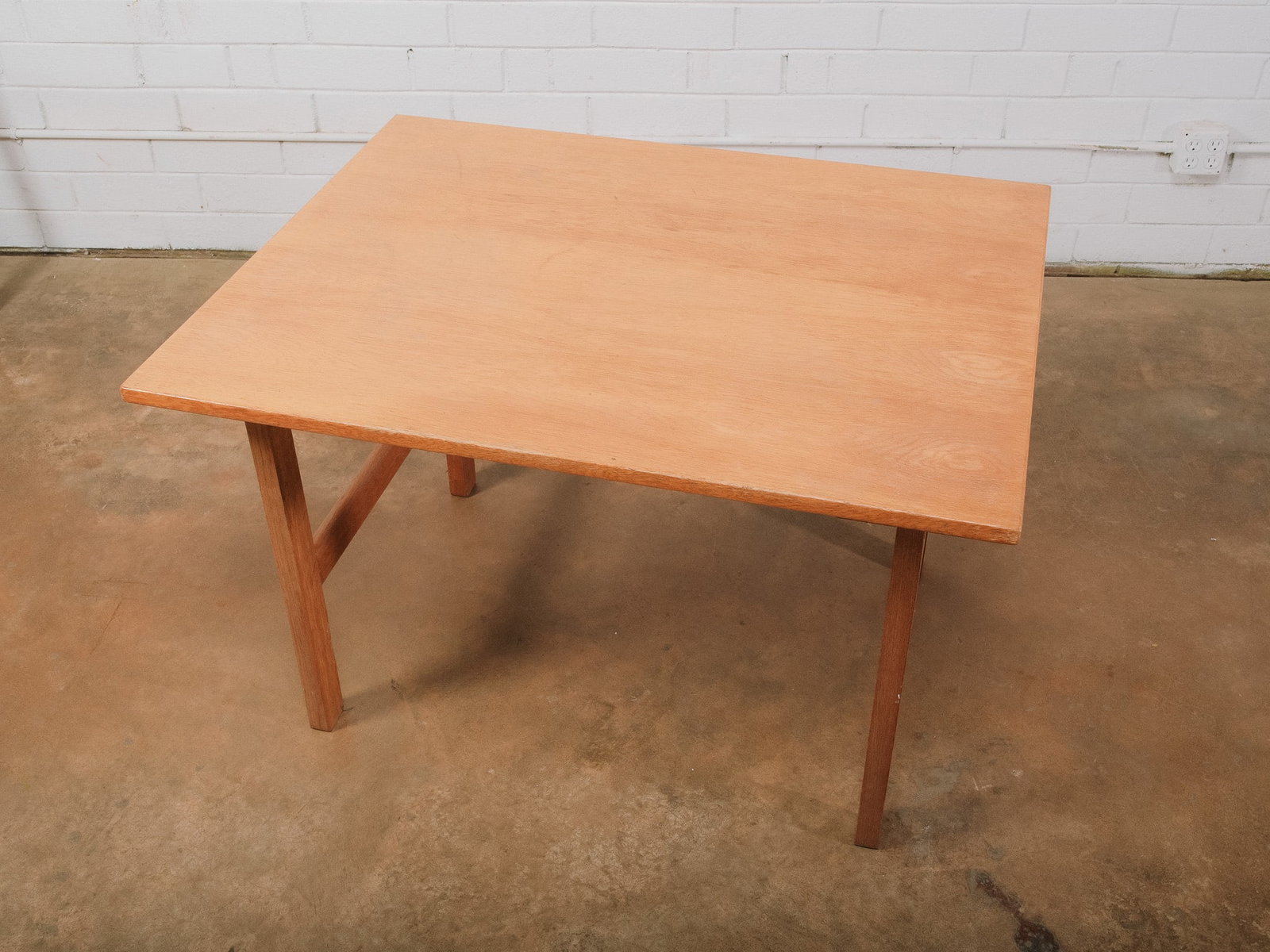 Lift Top Work Table - 4