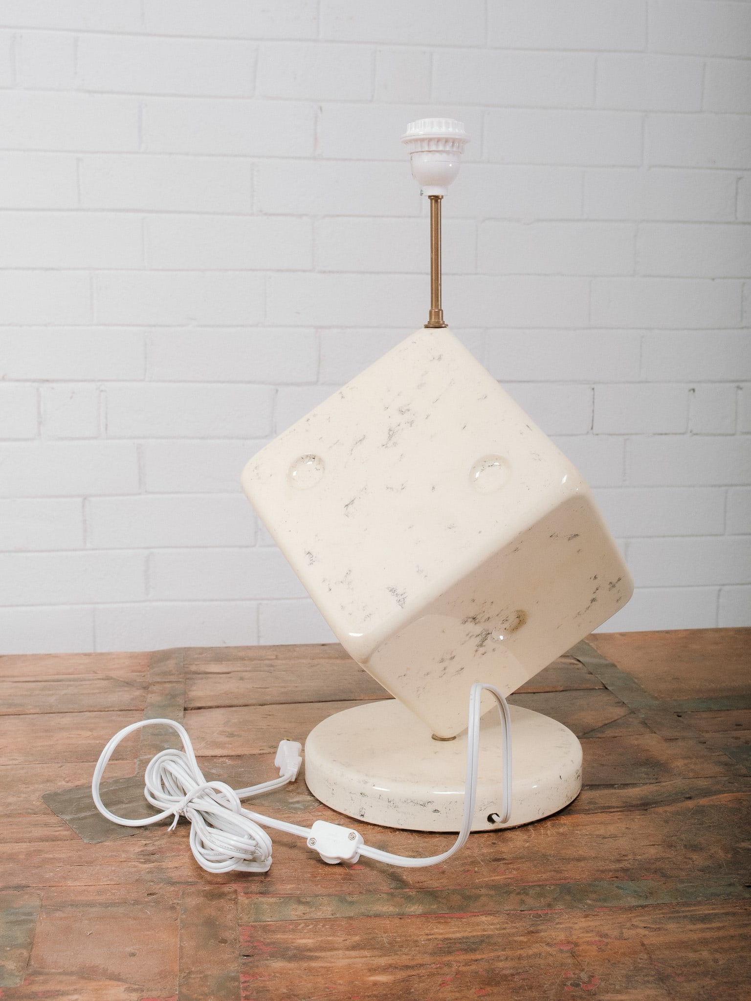 Brutalist Style Cube Table Lamp - 5