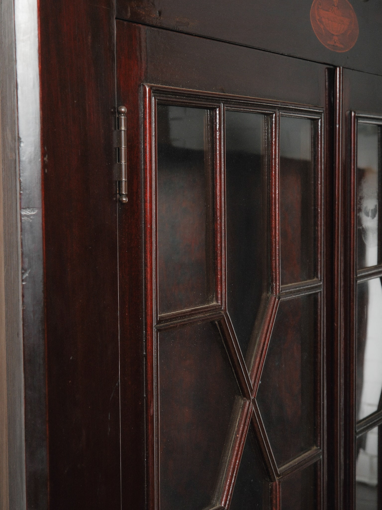 Mahogany Corner Cabinet - 7