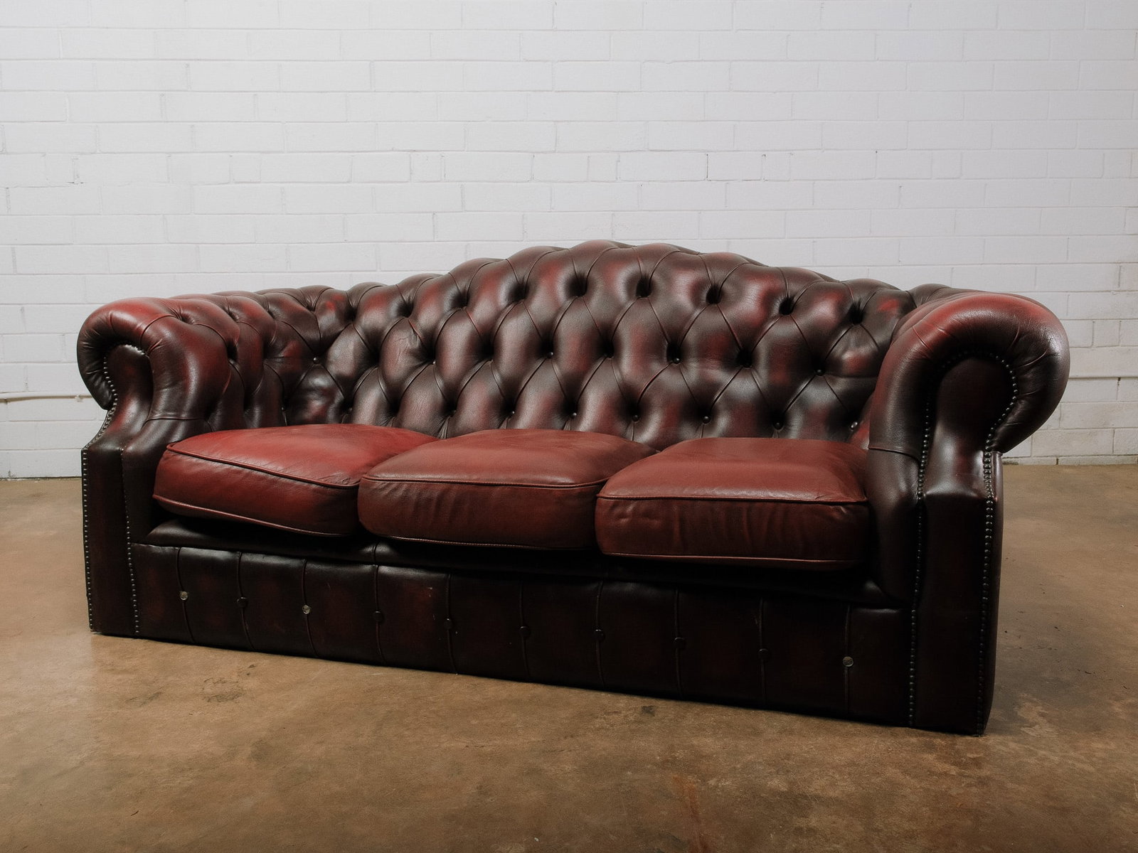 Chesterfield Leather Sofa (1 of 15)