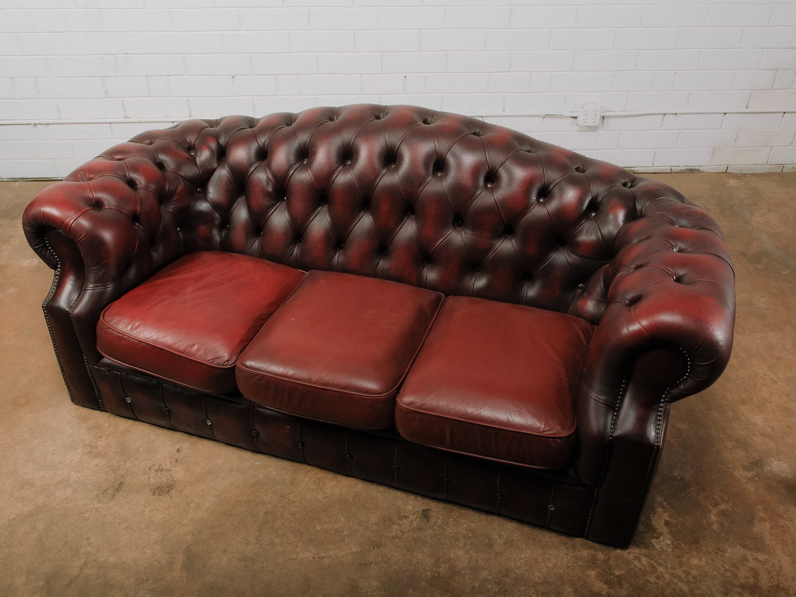 Chesterfield Leather Sofa - 5