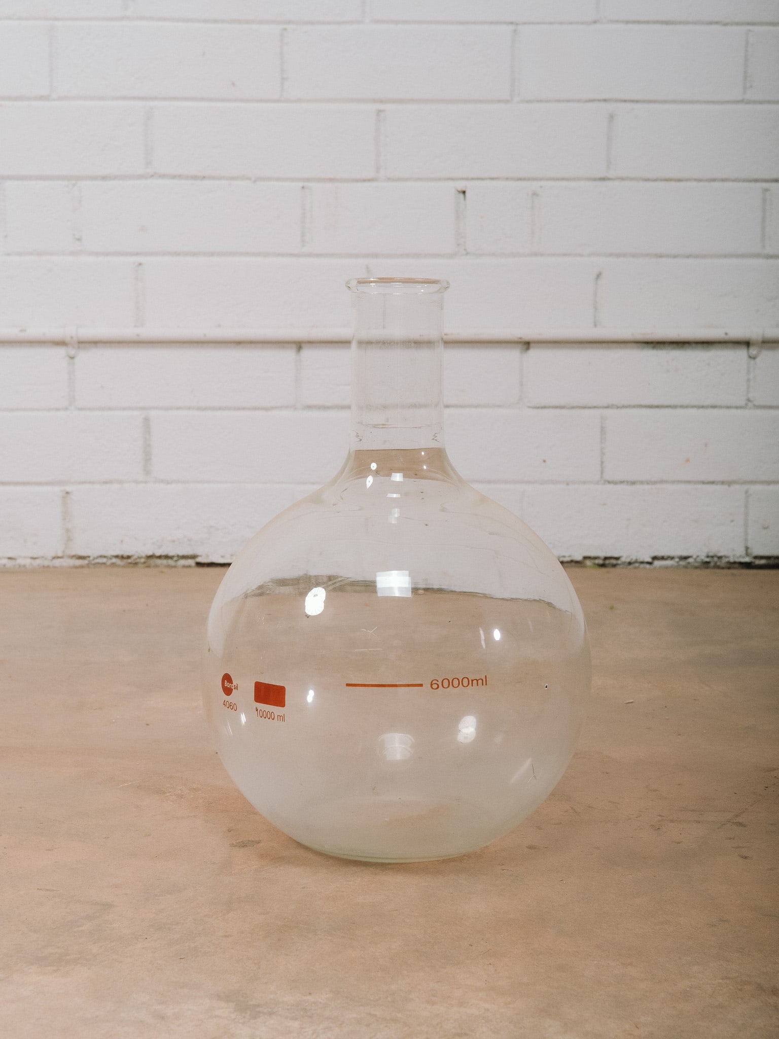 Large 6000mL Laboratory Glass Flask (1 of 5)