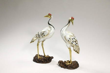 TWO CHINESE CLOISONNE ENAMEL CRANES