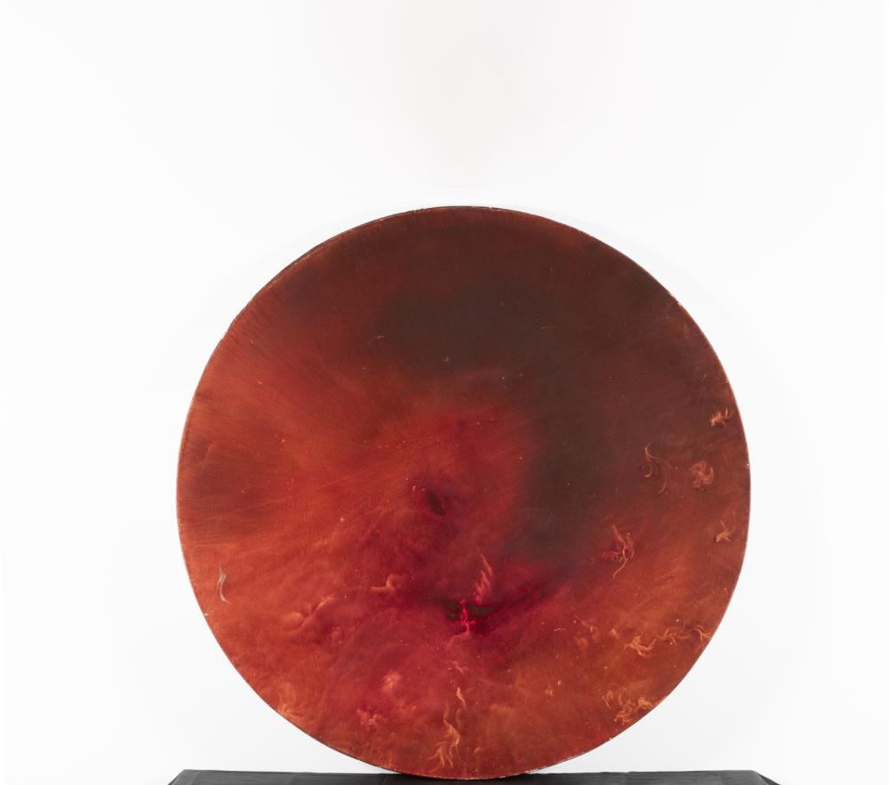 CHARLEY CASE (né en 1969) - Les racines terre, c. 2010.: CHARLEY CASE (né en 1969) Les racines terre, c. 2010. Acrylique sur toile. Signée et datée au dos. Acryl op doek. Achteraan gesigneerd en gedateerd. 140 x 140 cm Provenance: Provenance/Herkomst: Co