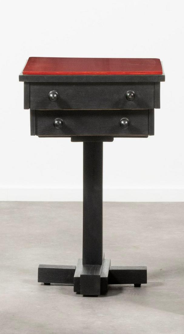 HUIB HOSTE (1881-1957) Guéridon Bois laq…: HUIB HOSTE (1881-1957) Guéridon Bois laqué. Bijzettafel Gelakt hout. Circa 1930. H.71 cm L.44,5 cm P.44,5 cm