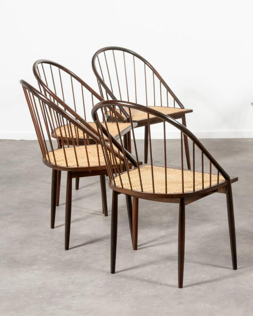 JOAQUIM TENREIRO (1906-1992) Cadeira Curva (1 of 1)