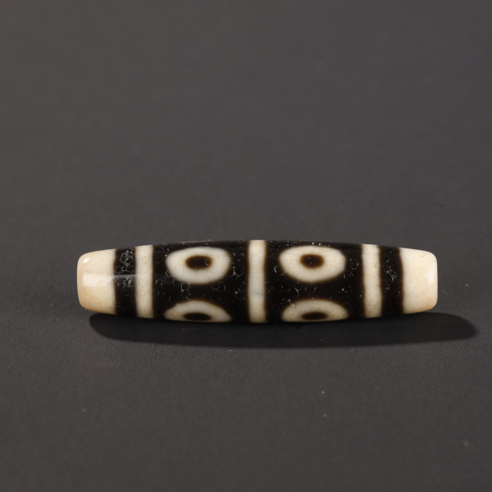 ANCIENT TIBETAN DZI BEADS (1 of 4)