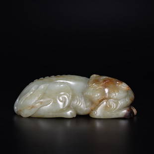 A CARVED JADE BEAST ORNAMENT: A CARVED JADE BEAST ORNAMENT L:12.5cm W:5.5cm H:3.5cm W:5.1G