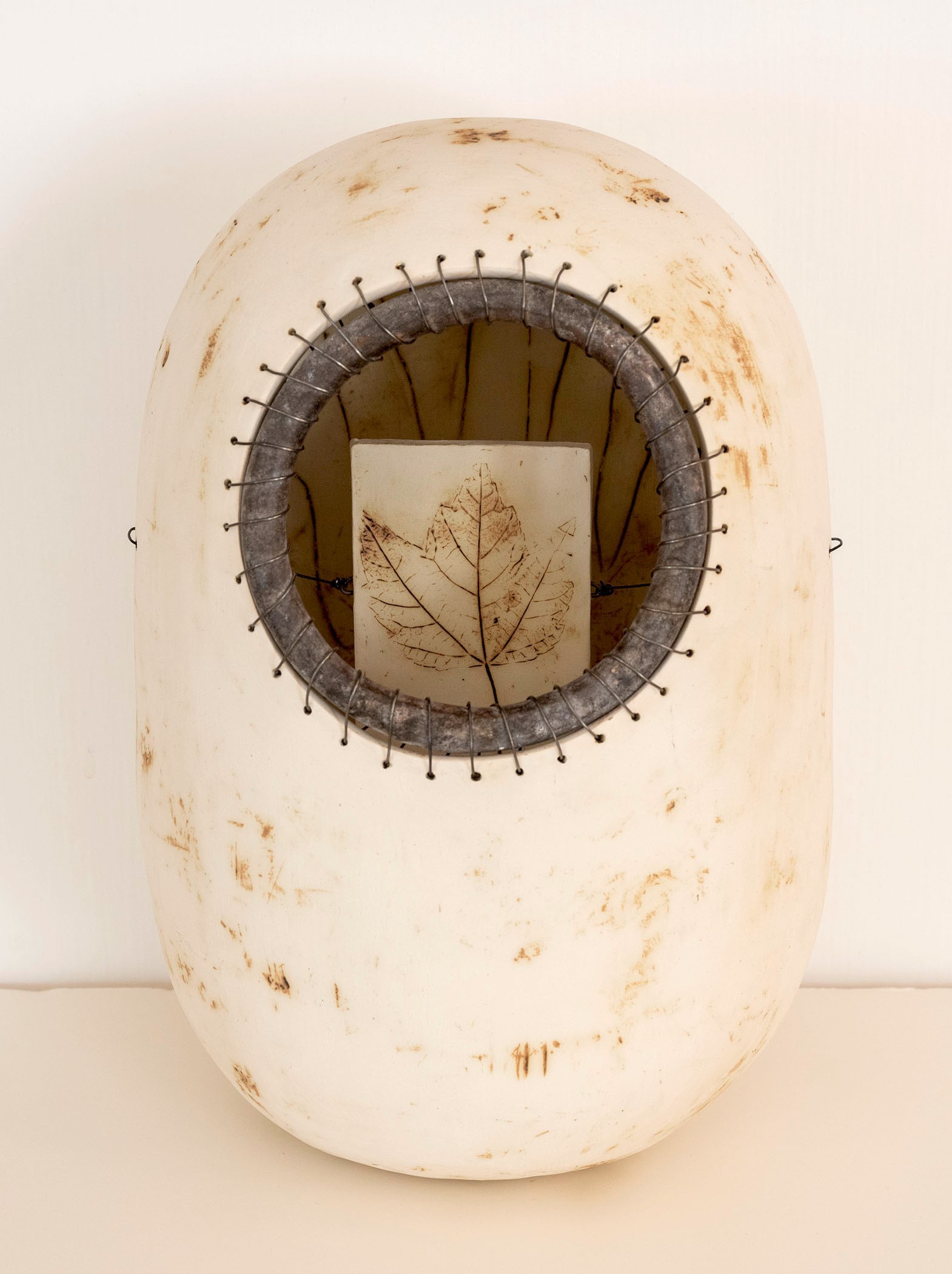 ELLEN JAMIOLKOWSKI (American 20th/21st Century) A CERAMIC SCULPTURE (1 of 1)