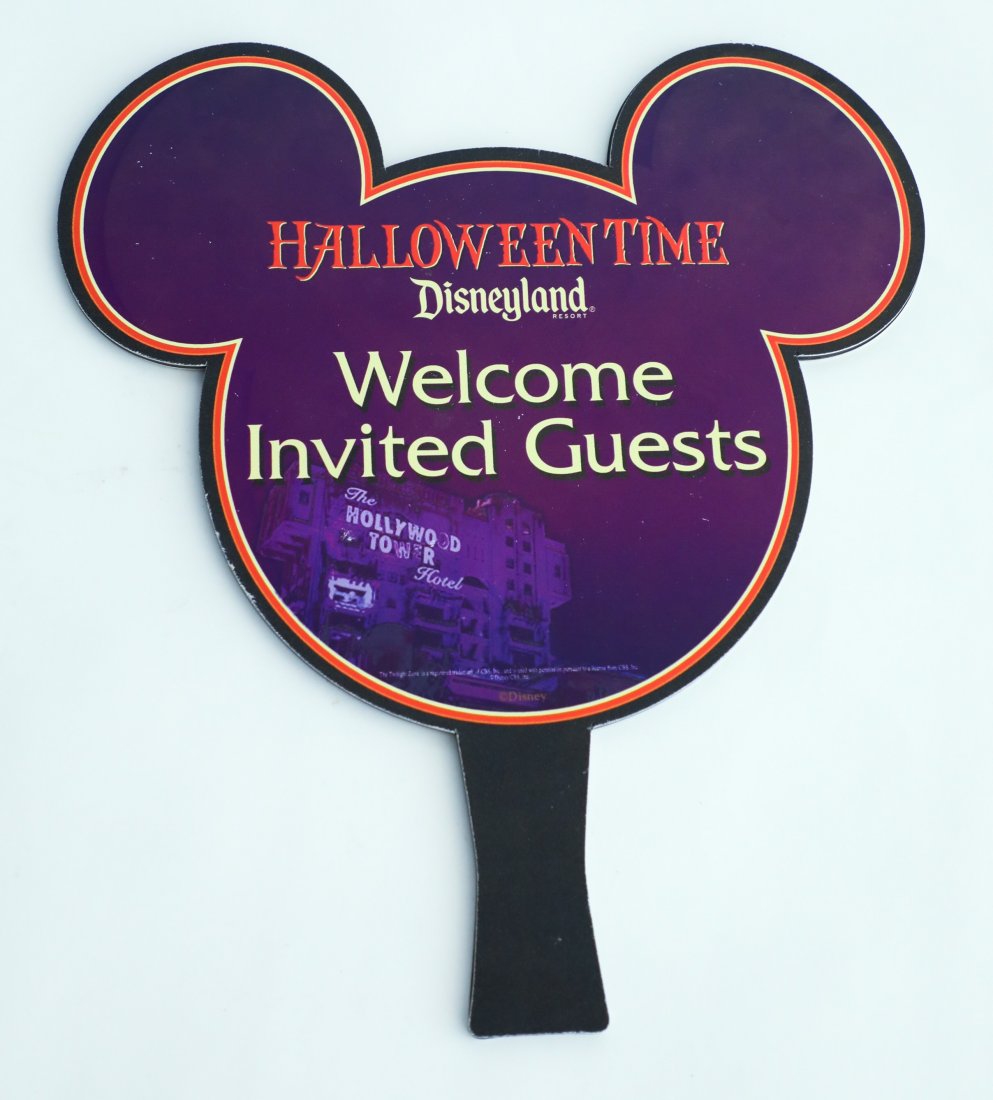 The Hollywood Tower of Terror Cast Member Hand Sign (1 of 1)