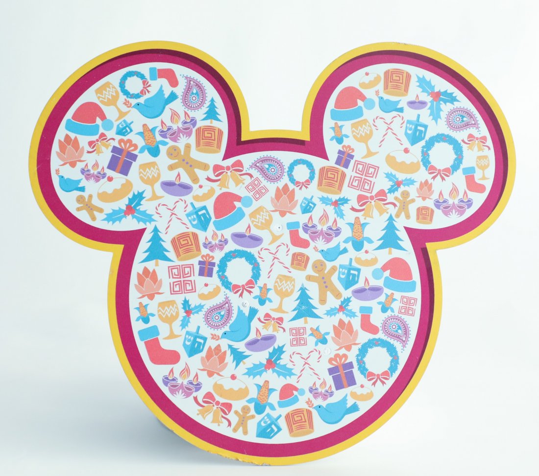 Mickey Shaped Holiday Sign (1 of 2)