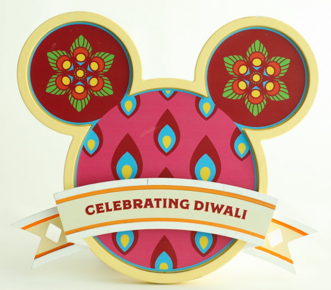 Mickey Mouse Holiday Sign California Adventure (1 of 2)