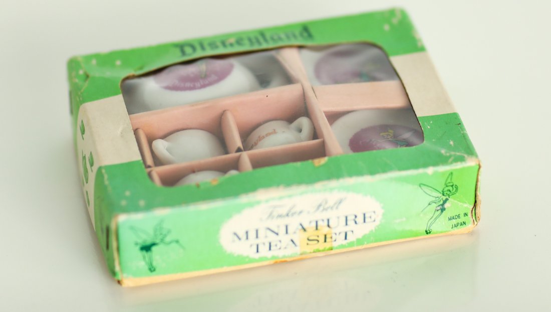 1960's Disneyland Tinker Bell Miniature Tea Set (1 of 5)