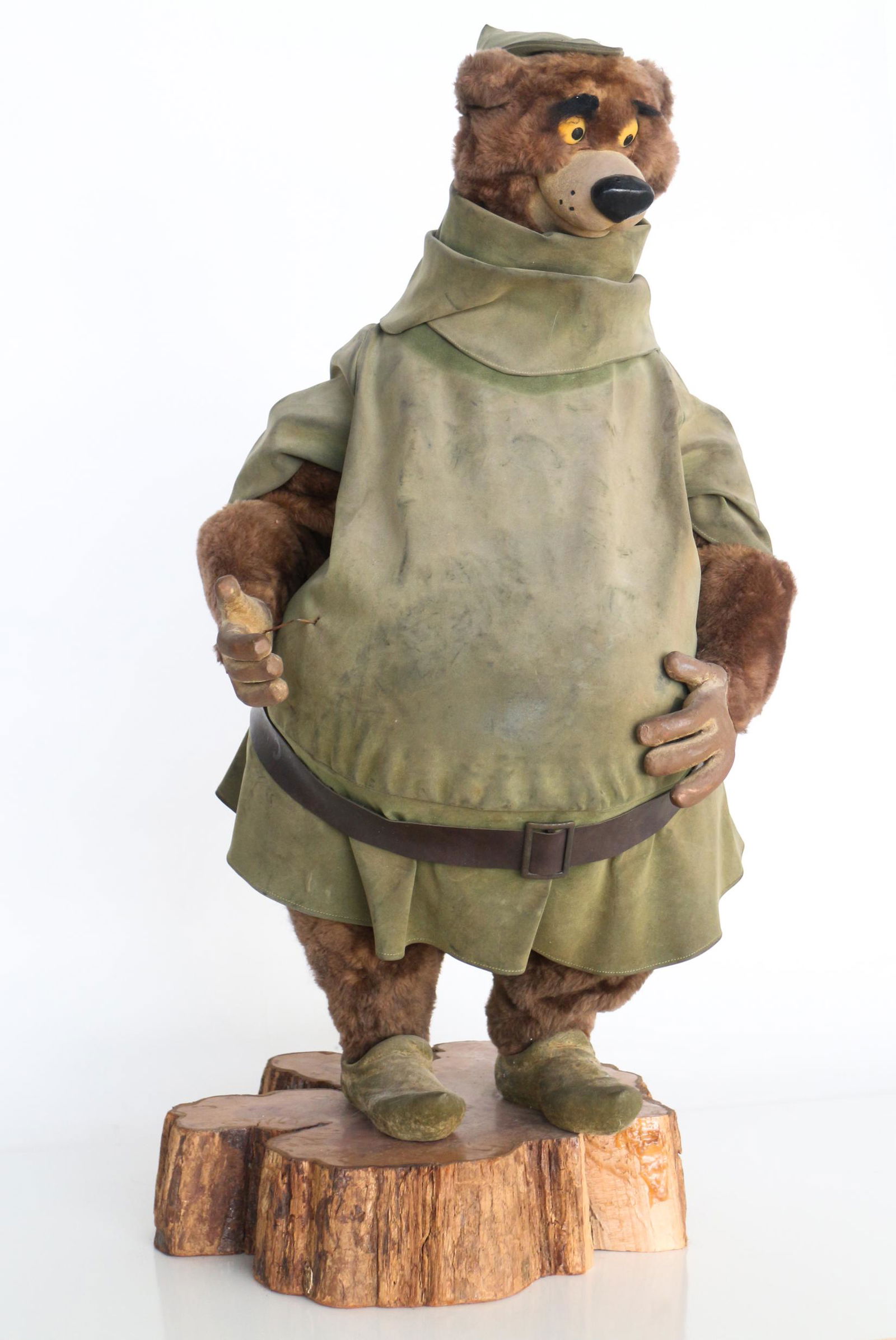 Main Street U.S.A. Robin Hood Little John Display (1 of 9)