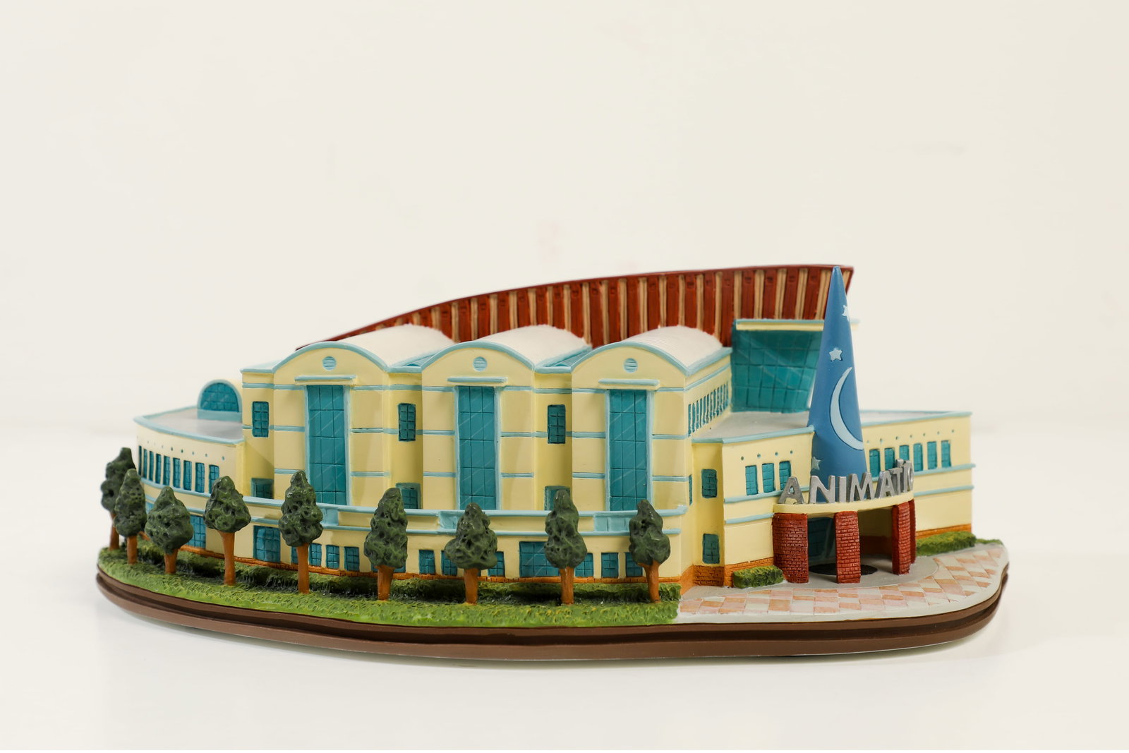 Disney Feature Animation Building WDCC Figure. (1 of 4)