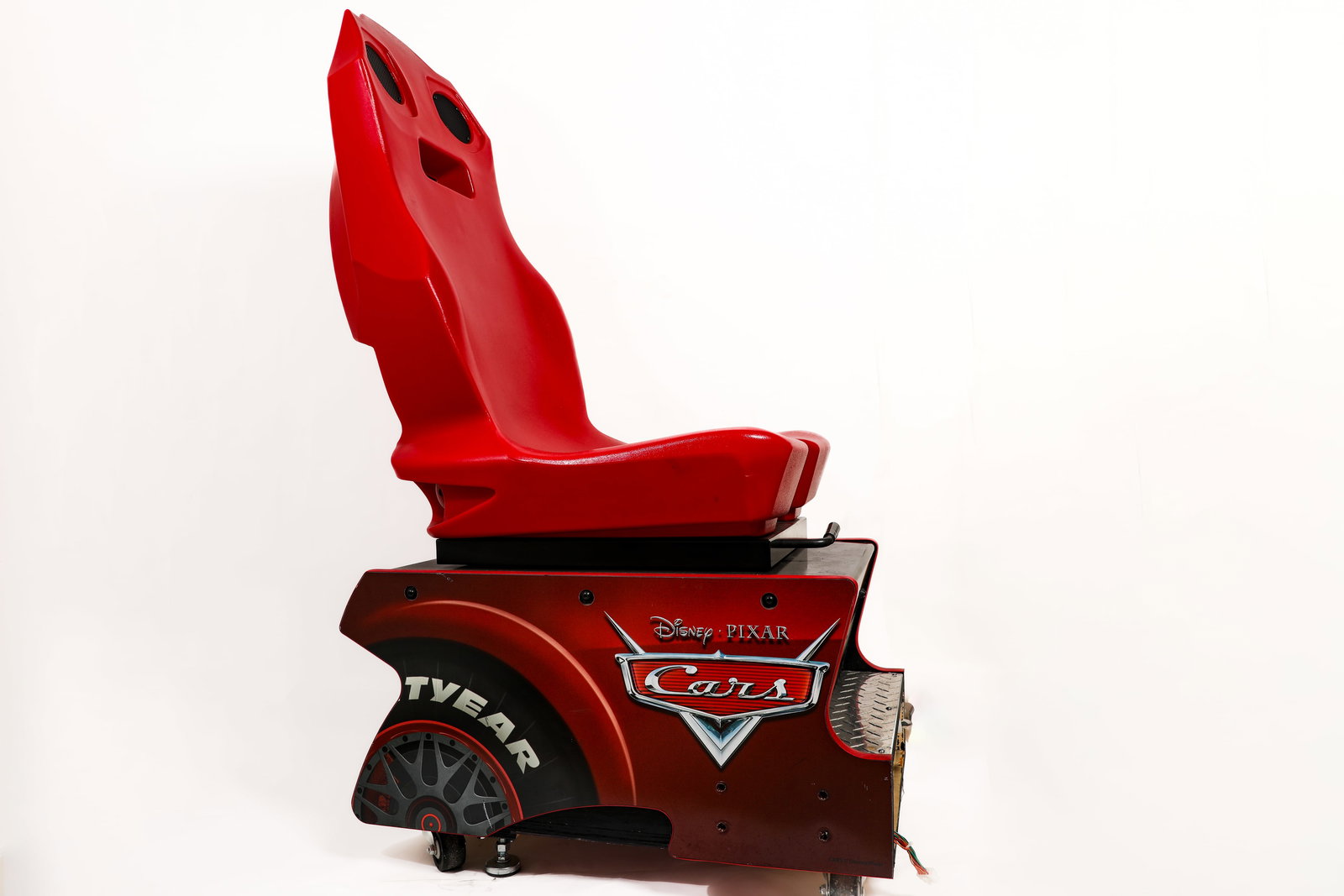 Disney-Pixar Cars Arcade Gaming Chair. (1 of 7)