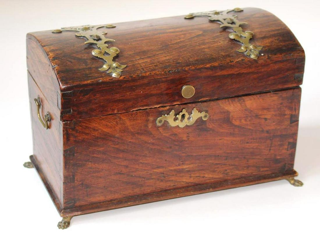 Schatulle Truhenform (1 of 3)