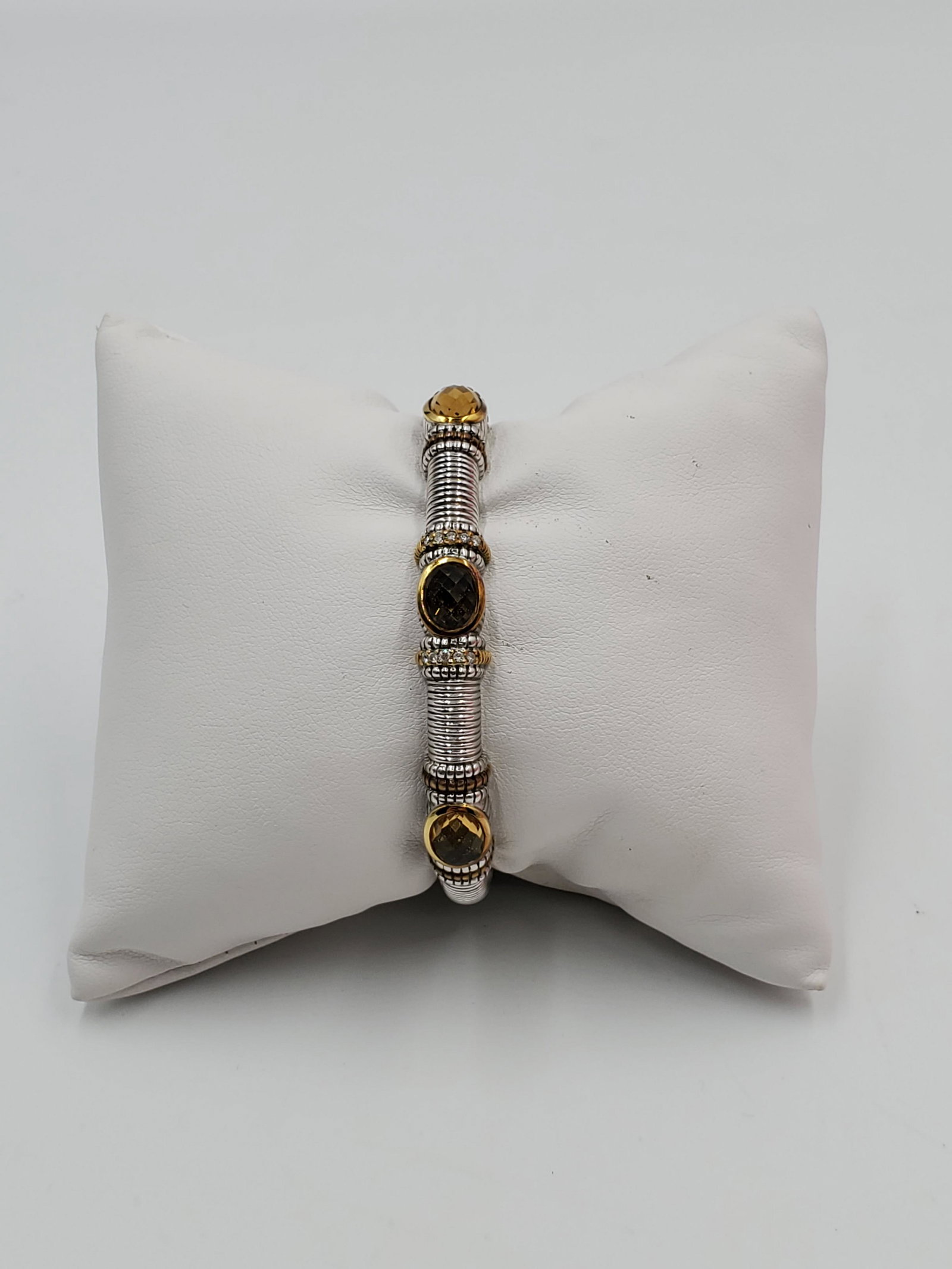 Judith Ripka Two Sterling Silver & 18K Gold Bracelet: Elegant Sterling Silver & 18K Gold, Hinged bangle Bracelet With Faceted Oval Citrine Gemstones by Judith Ripka Two. Hallmark: JR Two 18K 925 & Horseshoe Symbol