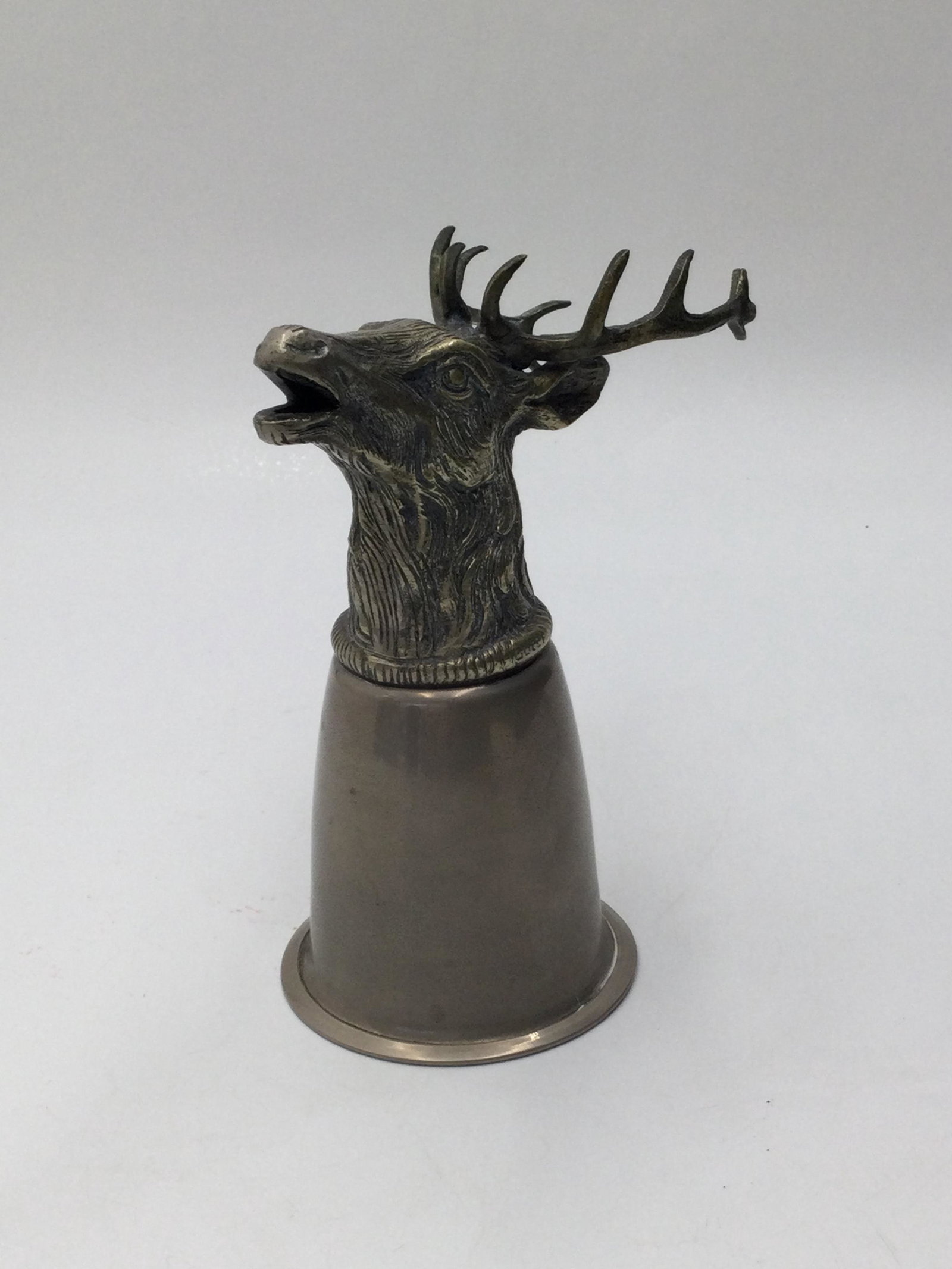 Gucci Italy Stag Deer Head Stirrup Cup: Gucci Italy Stag Deer Head Stirrup Cup. Approximately 6.5 inches tall, signed on rim portion. Free pick-up at our warehouse. Shipping is done by a 3rd party shipper and invoiced separately, please rev