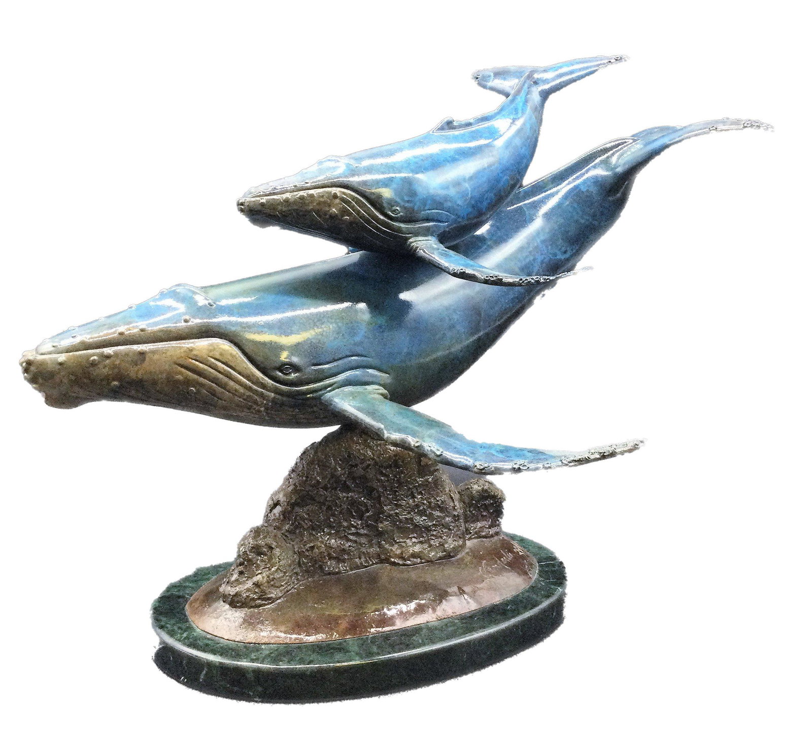 Phil Vanderlie Whale and Calf Bronze Sculpture LE 100: LE of 100 Bronze of Whale and Calf by Phil Vanderlie number 29/100. Measuring 12 tall x 13.25 at widest x 16 inches longm weight approximately 18 Lbs. For Shipping please contact your preferred provid