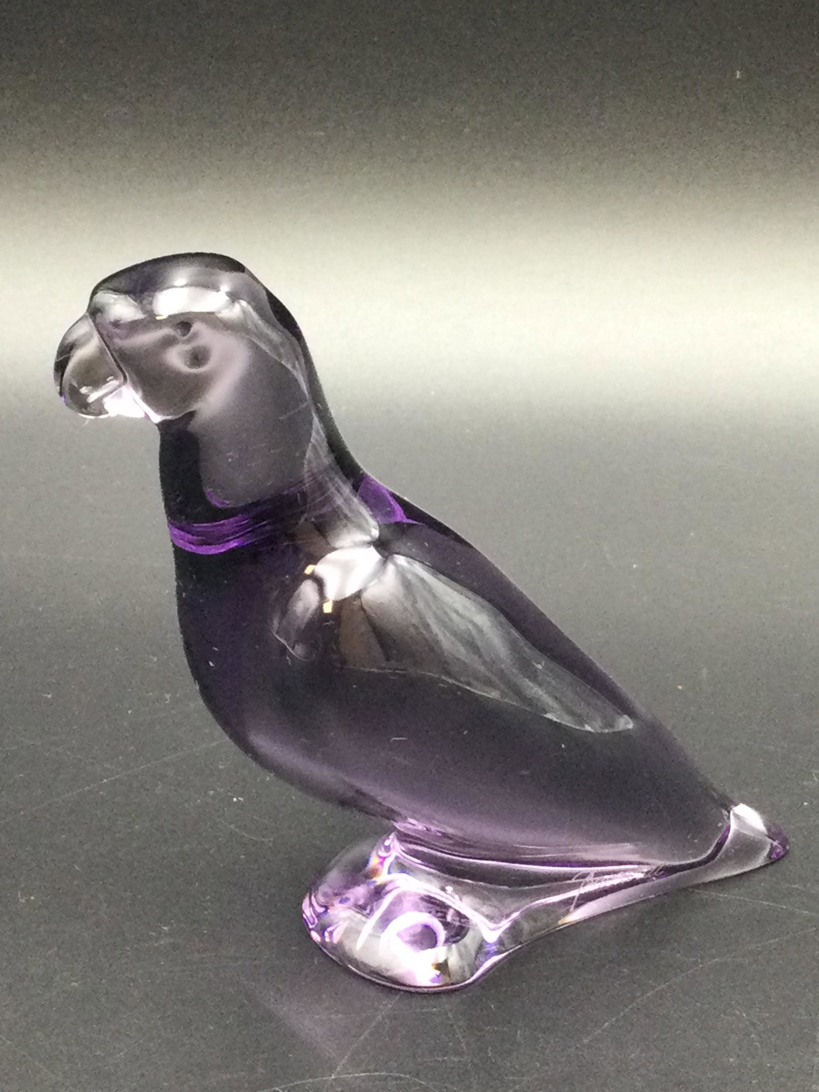 Crystal Baccarat Parrot Figurine: Crystal Baccarat Parrot Figurine. Measuring approx. 4 tall, weighing approximately 12 oz. Size For Shipping please contact your preferred provider or our provider; The UPS Store at (954) 454-1131. You