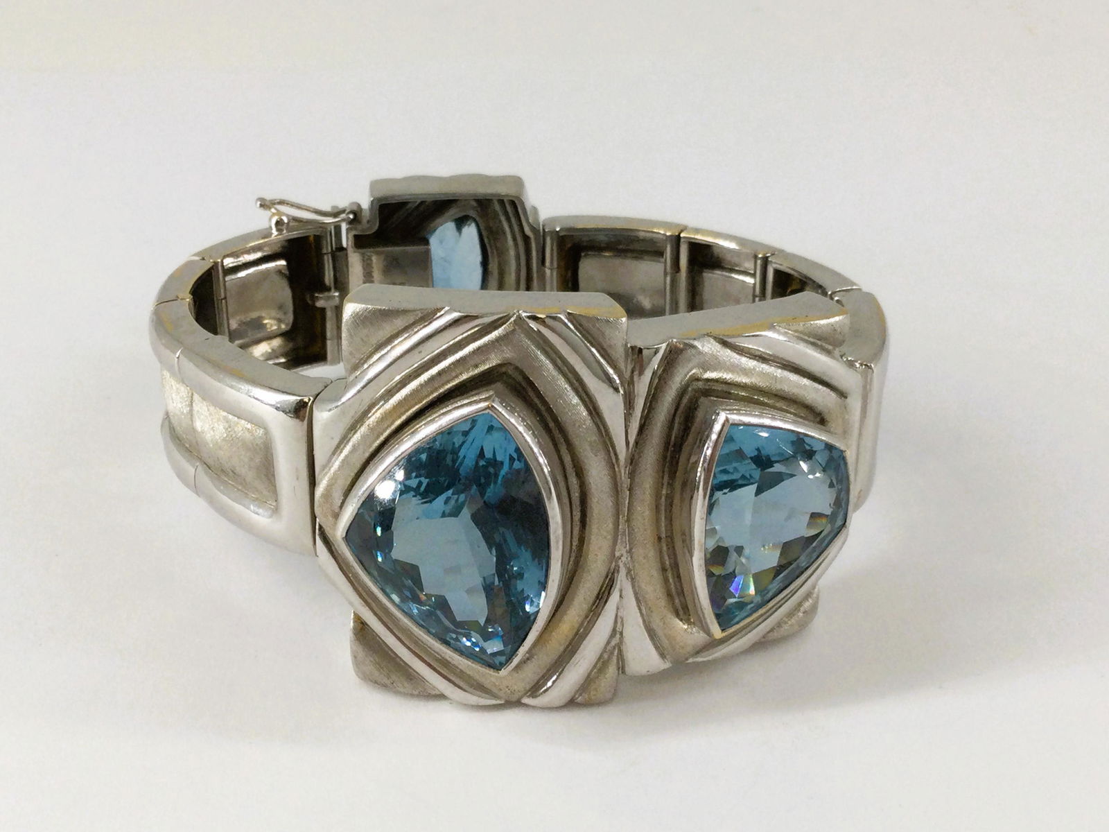 Modernist 18K Burle Marx Bracelet With Topaz (1 of 5)
